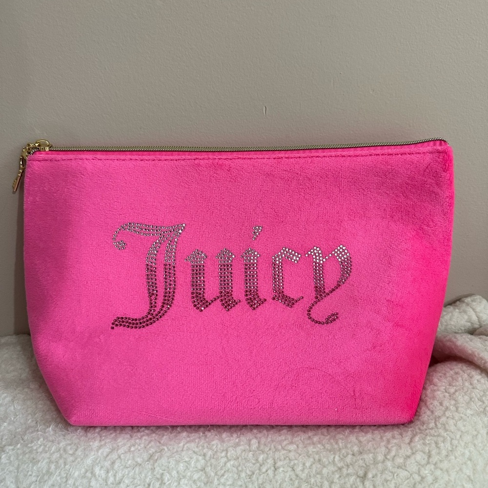 JUICY COUTURE TRAVEL COSMETIC BAG